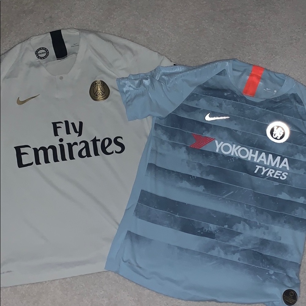 Chelsea AND Paris Saint Germain Jersey Medium